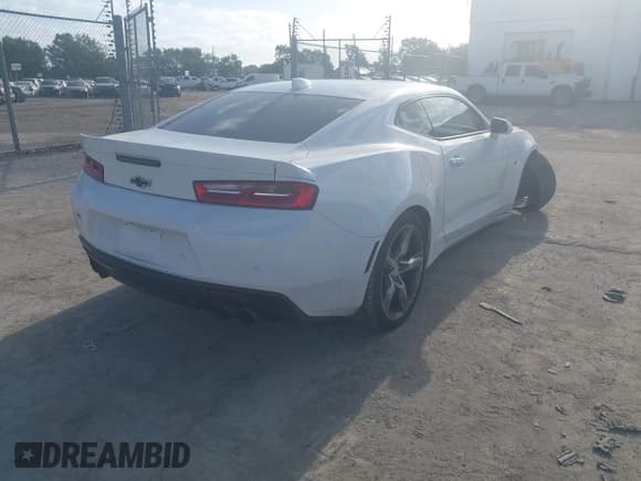 ✅ 2016 Chevrolet Camaro 2SS • VIN: 1G1FH1R77G0126514 • Лот: 42135491. Опубликован ранее на IAAI с пробегом 89 841 миль. Бесплатный доступ к архиву аукционных продаж из США и подробный отчёт об истории автомобиля на DreamBid. Изображение 4.