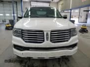 ✅ 2017 Lincoln Navigator Select • VIN: 5LMJJ2HT9HEL08674 • Lot: 67035285. Wystawiony na Copart z przebiegiem 113 037 mil. Bezpłatny archiwum sprzedaży aukcyjnych z USA i szczegółowy raport historii pojazdu na DreamBid. Zdjęcie 5.