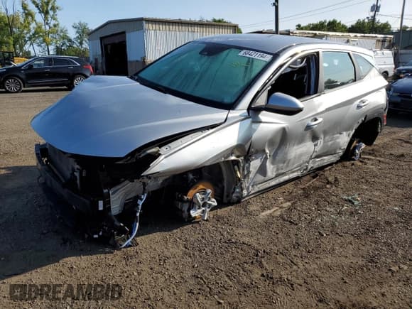 ✅ 2022 Hyundai Tucson SE • VIN: 5NMJACAE1NH027213 • Lot: 68421194. Wystawiony na Copart z przebiegiem 47 471 mil. Bezpłatny archiwum sprzedaży aukcyjnych z USA i szczegółowy raport historii pojazdu na DreamBid. Zdjęcie 1.