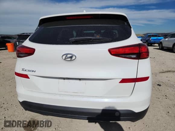 2019 Hyundai Tucson SE with VIN KM8J23A45KU887684, listed as a Copart auction lot 89449705 with 82,722 mi miles and Clean title. Bid and sale history available at DreamBid. Image 6.