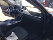 ✅ 2017 BMW 3 Series 320i • VIN: WBA8A9C38HK864446 • Lot: 43525474. Wystawiony na IAAI z przebiegiem 117 142 mil. Bezpłatny archiwum sprzedaży aukcyjnych z USA i szczegółowy raport historii pojazdu na DreamBid. Zdjęcie 5.