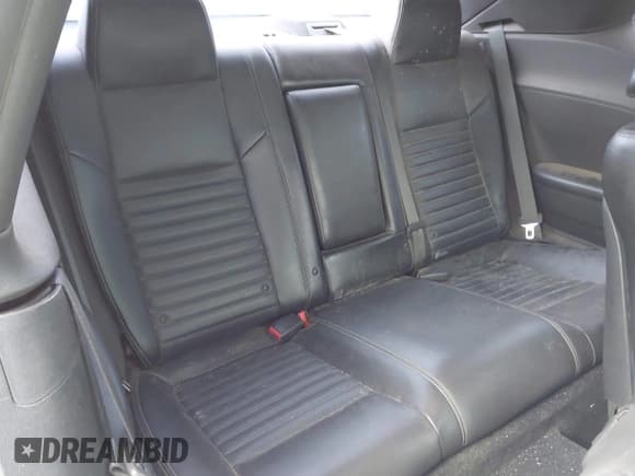 ✅ 2013 Dodge Challenger R/T • VIN: 2C3CDYBT5DH515301 • Lot: 41359532. Listed on IAAI with 170,146 mi. Free auction sales archive from the USA and detailed vehicle history report at DreamBid. Image 8.