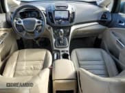 ✅ 2015 Ford C-Max SEL • VIN: 1FADP5CUXFL109667 • Лот: 85359355. Опубликован ранее на Copart с пробегом 109 630 миль. Бесплатный доступ к архиву аукционных продаж из США и подробный отчёт об истории автомобиля на DreamBid. Изображение 8.