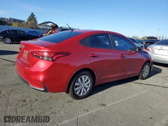 ✅ 2019 Hyundai Accent SE • VIN: 3KPC24A34KE059733 • Лот: 82810634. Опубликован ранее на Copart с пробегом 93 078 миль. Бесплатный доступ к архиву аукционных продаж из США и подробный отчёт об истории автомобиля на DreamBid. Изображение 3.