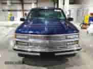 1998 Chevrolet Suburban с VIN 1GNEC16R5WJ361307, выставлен на аукционе Copart как лот 85717335 с пробегом 29 147 миль миль и Списание • Salvage title. История ставок и продаж доступна на DreamBid. Изображение 5.