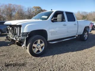 ✅ 2007 GMC Sierra 2500HD SLT • VIN: 1GTHK23657F553551 • Лот: 91724795. Опубликован ранее на Copart с пробегом 287 910 миль. Бесплатный доступ к архиву аукционных продаж из США и подробный отчёт об истории автомобиля на DreamBid. Изображение 1.