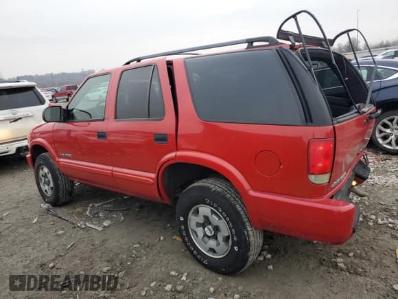 ✅ 2003 Chevrolet Blazer LS • VIN: 1GNDT13X23K178595 • Lot: 86110454. Wystawiony na Copart z przebiegiem 70 011 mil. Bezpłatny archiwum sprzedaży aukcyjnych z USA i szczegółowy raport historii pojazdu na DreamBid. Zdjęcie 2.
