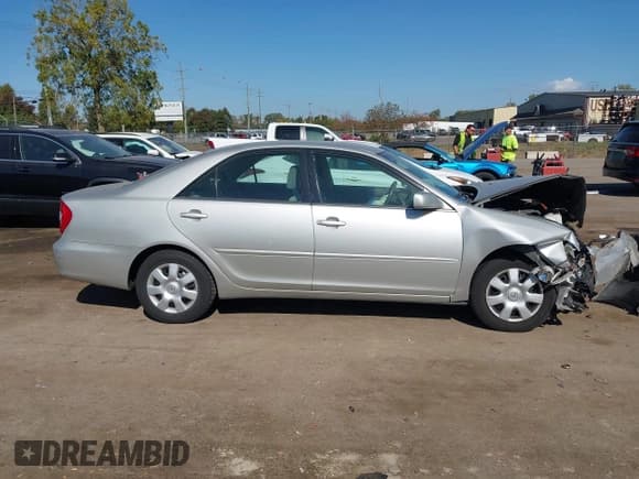 ✅ 2004 Toyota Camry LE • VIN: 4T1BE30K74U861439 • Lot: 43380963. Listed on IAAI with 135,892 mi. Free auction sales archive from the USA and detailed vehicle history report at DreamBid. Image 13.