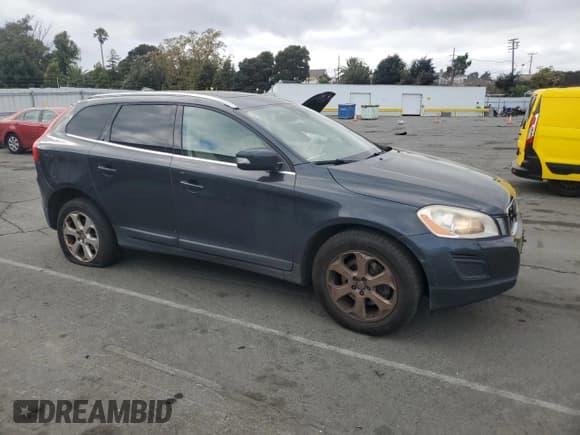 ✅ 2013 Volvo XC60 3.2L • VIN: YV4940DL8D2391406 • Лот: 85886305. Опубликован ранее на Copart с пробегом 149 507 миль. Бесплатный доступ к архиву аукционных продаж из США и подробный отчёт об истории автомобиля на DreamBid. Изображение 4.