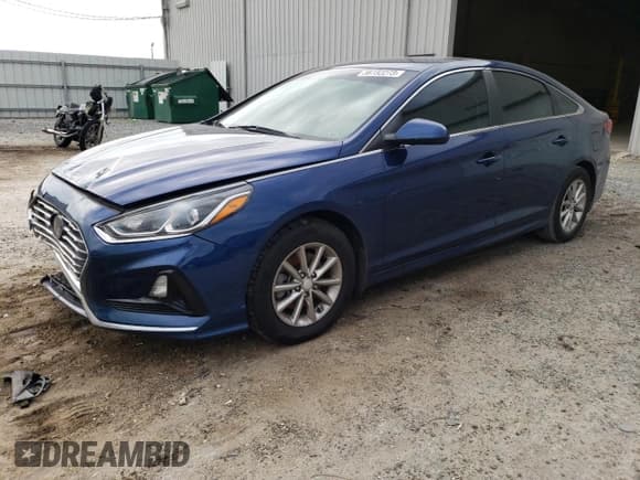 ✅ 2018 Hyundai Sonata SE • VIN: 5NPE24AF0JH723474 • Lot: 38732273. Listed on Copart with 102,686 mi. Free auction sales archive from the USA and detailed vehicle history report at DreamBid. Image 1.