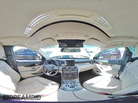 ✅ 2018 Mercedes-Benz C 300 • VIN: 55SWF4JB1JU252860 • Lot: 86508485. Listed on Copart with 71,446 mi. Free auction sales archive from the USA and detailed vehicle history report at DreamBid. Image 14.
