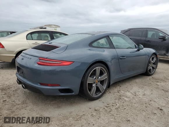 ✅ 2017 Porsche 911 Carrera • VIN: WP0AA2A96HS107225 • Lot: 88640785. Wystawiony na Copart z przebiegiem Nie podano. Bezpłatny archiwum sprzedaży aukcyjnych z USA i szczegółowy raport historii pojazdu na DreamBid. Zdjęcie 3.