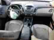 2014 Hyundai Tucson Limited z VIN KM8JUCAG3EU848083, wystawiony jako Copart lot #63944605 z przebiegiem 137 773 mil mil oraz Szkoda całkowita • Salvage title. Historia ofert i sprzedaży dostępna na DreamBid. Obrazek 8.