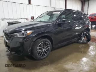 ✅ 2026 BMW X1 xDrive28i • VIN: WBX73EF04T5408733 • Lot: 91882975. Wystawiony na Copart z przebiegiem 8 536 mil. Bezpłatny archiwum sprzedaży aukcyjnych z USA i szczegółowy raport historii pojazdu na DreamBid. Zdjęcie 1.