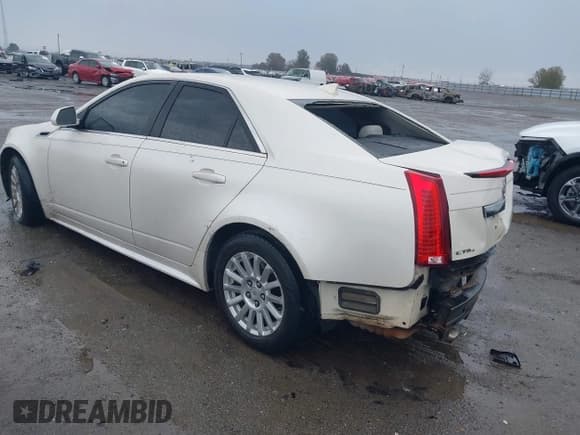 ✅ 2012 Cadillac CTS • VIN: 1G6DC5E51C0157117 • Lot: 43658518. Wystawiony na IAAI z przebiegiem 134 436 mil. Bezpłatny archiwum sprzedaży aukcyjnych z USA i szczegółowy raport historii pojazdu na DreamBid. Zdjęcie 3.