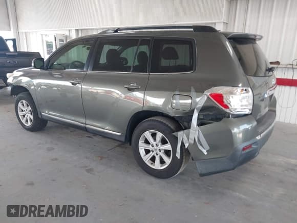 ✅ 2012 Toyota Highlander • VIN: 5TDZK3EH3CS088254 • Lot: 42295847. Wystawiony na IAAI z przebiegiem 193 404 mil. Bezpłatny archiwum sprzedaży aukcyjnych z USA i szczegółowy raport historii pojazdu na DreamBid. Zdjęcie 3.