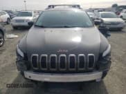 ✅ 2017 Jeep Cherokee 75th Anniversary Edition • VIN: 1C4PJMCS6HW530000 • Лот: 45368725. Опубликован ранее на Copart с пробегом 137 423 миль. Бесплатный доступ к архиву аукционных продаж из США и подробный отчёт об истории автомобиля на DreamBid. Изображение 5.