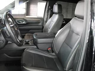 ✅ 2023 Chevrolet Suburban Premier • VIN: 1GNSCFKD6PR452020 • Lot: 90104625. Wystawiony na Copart z przebiegiem 39 600 mil. Bezpłatny archiwum sprzedaży aukcyjnych z USA i szczegółowy raport historii pojazdu na DreamBid. Zdjęcie 1.