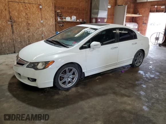 ✅ 2011 Acura CSX • VIN: 2HHFD5F59BH200319 • Lot: 68003794. Wystawiony na Copart z przebiegiem 94 342 mil. Bezpłatny archiwum sprzedaży aukcyjnych z USA i szczegółowy raport historii pojazdu na DreamBid. Zdjęcie 1.