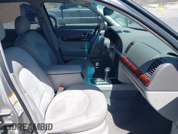 ✅ 2002 Lincoln Continental • VIN: 1LNHM97V52Y684945 • Лот: 42331471. Опубликован ранее на IAAI с пробегом 75 505 миль. Бесплатный доступ к архиву аукционных продаж из США и подробный отчёт об истории автомобиля на DreamBid. Изображение 5.