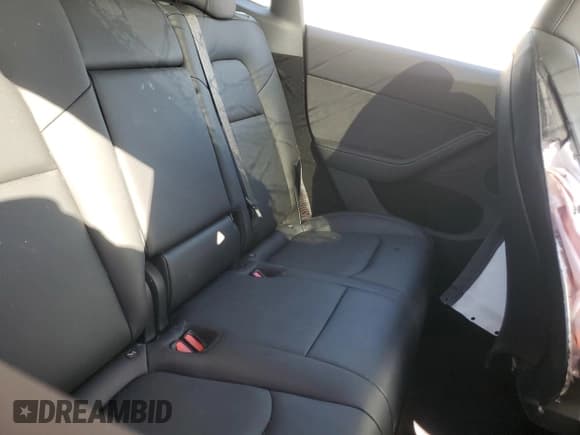 ✅ 2024 Tesla Model Y Performance • VIN: 7SAYGDEF5RA288339 • Lot: 89541565. Wystawiony na Copart z przebiegiem Nie podano. Bezpłatny archiwum sprzedaży aukcyjnych z USA i szczegółowy raport historii pojazdu na DreamBid. Zdjęcie 10.