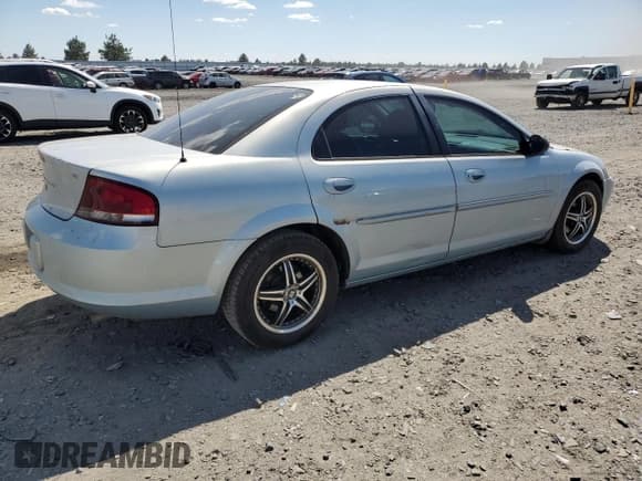 ✅ 2002 Chrysler Sebring LXi • VIN: 1C3EL56R72N108190 • Lot: 64936755. Wystawiony na Copart z przebiegiem 342 267 mil. Bezpłatny archiwum sprzedaży aukcyjnych z USA i szczegółowy raport historii pojazdu na DreamBid. Zdjęcie 3.