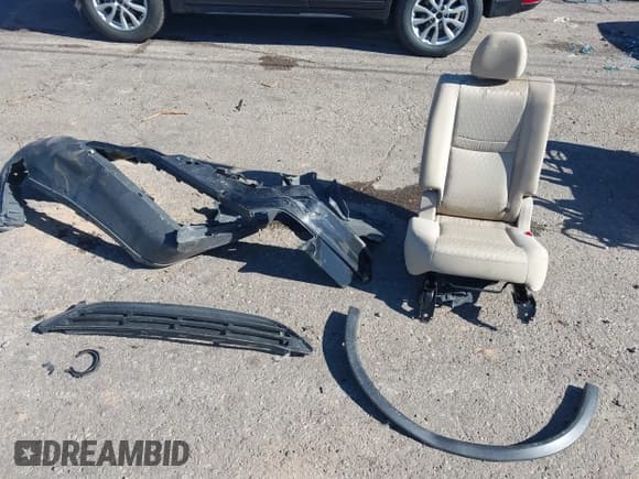 ✅ 2017 Nissan Rogue SV • VIN: JN8AT2MT3HW380895 • Lot: 43572438. Wystawiony na IAAI z przebiegiem 128 683 mil. Bezpłatny archiwum sprzedaży aukcyjnych z USA i szczegółowy raport historii pojazdu na DreamBid. Zdjęcie 12.