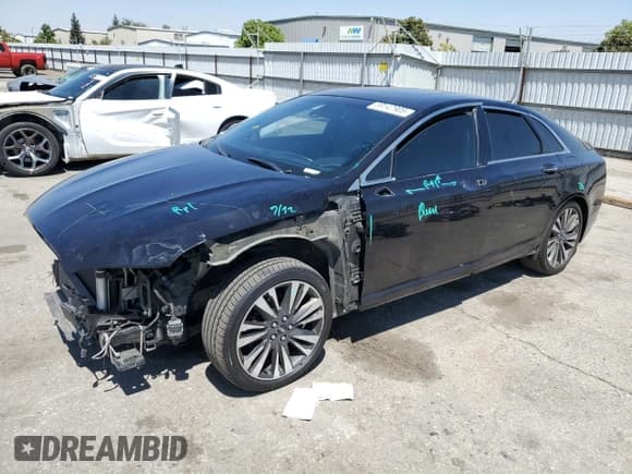 ✅ 2019 Lincoln MKZ Reserve II • VIN: 3LN6L5E92KR605402 • Lot: 69147905. Listed on Copart with 81,176 mi. Free auction sales archive from the USA and detailed vehicle history report at DreamBid. Image 1.