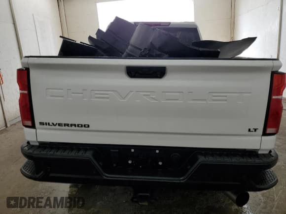 ✅ 2025 Chevrolet Silverado 2500HD LT • VIN: 2GC4KNEY8S1112558 • Lot: 61857295. Listed on Copart with 20,051 mi. Free auction sales archive from the USA and detailed vehicle history report at DreamBid. Image 6.
