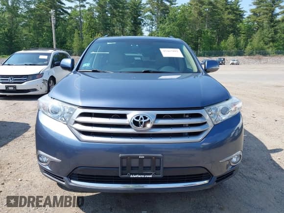✅ 2013 Toyota Highlander Limited • VIN: 5TDDK3EHXDS208675 • Lot: 42467092. Listed on IAAI with 82,276 mi. Free auction sales archive from the USA and detailed vehicle history report at DreamBid. Image 13.