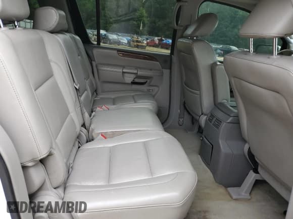 ✅ 2010 Nissan Armada SE • VIN: 5N1AA0NC8AN608756 • Лот: 60121175. Опубликован ранее на Copart с пробегом 211 525 миль. Бесплатный доступ к архиву аукционных продаж из США и подробный отчёт об истории автомобиля на DreamBid. Изображение 11.