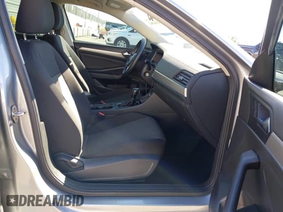 ✅ 2019 Volkswagen Jetta S • VIN: 3VWC57BU4KM188042 • Лот: 43465862. Опубликован ранее на IAAI с пробегом 66 427 миль. Бесплатный доступ к архиву аукционных продаж из США и подробный отчёт об истории автомобиля на DreamBid. Изображение 5.