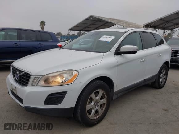 ✅ 2012 Volvo XC60 PZEV • VIN: YV4940DL1C2251485 • Lot: 42162505. Listed on IAAI with 242,256 mi. Free auction sales archive from the USA and detailed vehicle history report at DreamBid. Image 2.