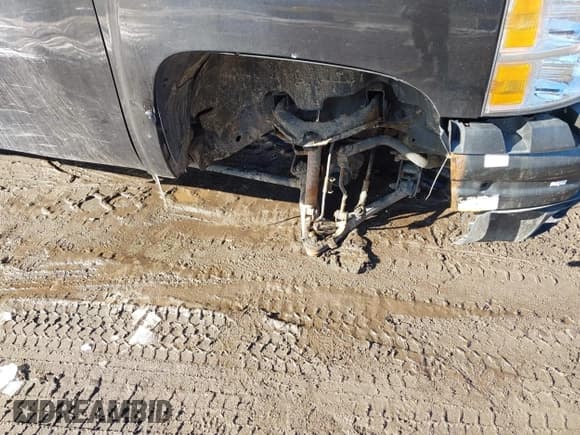 ✅ 2009 Chevrolet Silverado 2500HD LT • VIN: 1GCHK59K29E161027 • Lot: 41596177. Listed on IAAI with 199,538 mi. Free auction sales archive from the USA and detailed vehicle history report at DreamBid. Image 6.