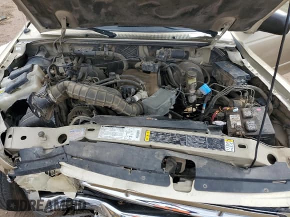 ✅ 2001 Ford Ranger XL • VIN: 1FTYR10U51TA72720 • Lot: 81715155. Wystawiony na Copart z przebiegiem 151 650 mil. Bezpłatny archiwum sprzedaży aukcyjnych z USA i szczegółowy raport historii pojazdu na DreamBid. Zdjęcie 11.