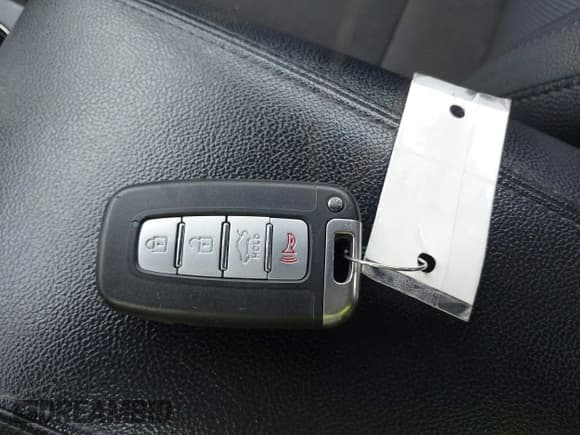 ✅ 2013 Hyundai Sonata SE • VIN: 5NPEC4AB6DH749074 • Lot: 43620983. Listed on IAAI with 101,418 mi. Free auction sales archive from the USA and detailed vehicle history report at DreamBid. Image 11.