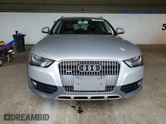 ✅ 2014 Audi allroad A4 Premium Plus • VIN: WA1UFAFL3EA051723 • Lot: 52863544. Listed on Copart with 132,307 mi. Free auction sales archive from the USA and detailed vehicle history report at DreamBid. Image 5.
