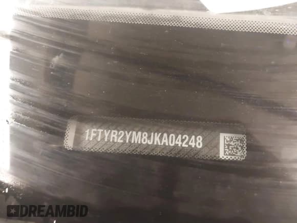 ✅ 2018 Ford Transit • VIN: 1FTYR2YM8JKA04248 • Lot: 41686135. Wystawiony na IAAI z przebiegiem 204 019 mil. Bezpłatny archiwum sprzedaży aukcyjnych z USA i szczegółowy raport historii pojazdu na DreamBid. Zdjęcie 9.