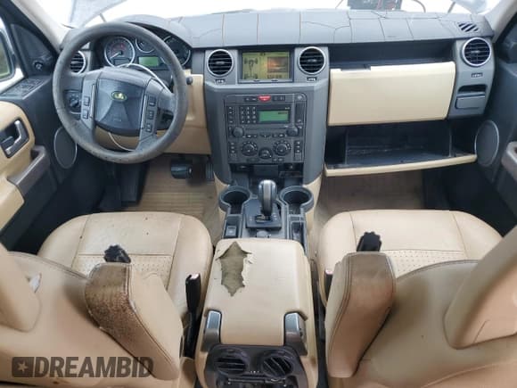 ✅ 2005 Land Rover LR3 SE • VIN: SALAA25465A301780 • Lot: 67936255. Wystawiony na Copart z przebiegiem 222 979 mil. Bezpłatny archiwum sprzedaży aukcyjnych z USA i szczegółowy raport historii pojazdu na DreamBid. Zdjęcie 8.