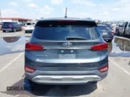 ✅ 2020 Hyundai Santa Fe SE • VIN: 5NMS23AD3LH156012 • Lot: 43082724. Wystawiony na IAAI z przebiegiem 96 771 mil. Bezpłatny archiwum sprzedaży aukcyjnych z USA i szczegółowy raport historii pojazdu na DreamBid. Zdjęcie 16.