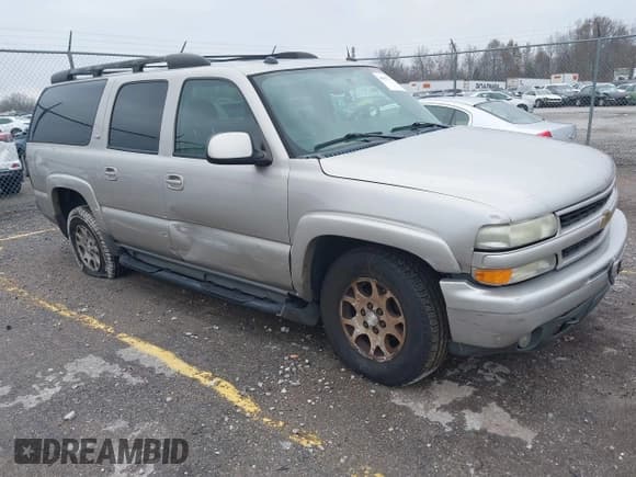 ✅ 2005 Chevrolet Suburban LT • VIN: 3GNFK16Z15G234416 • Лот: 40967737. Опубликован ранее на IAAI с пробегом 197 990 миль. Бесплатный доступ к архиву аукционных продаж из США и подробный отчёт об истории автомобиля на DreamBid. Изображение 1.