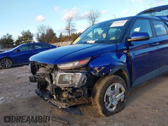 ✅ 2020 Hyundai Venue SE • VIN: KMHRB8A30LU015163 • Lot: 41293346. Listed on IAAI with 68,829 mi. Free auction sales archive from the USA and detailed vehicle history report at DreamBid. Image 18.