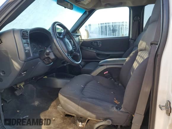 2004 Chevrolet Blazer LS with VIN 1GNDT13X94K153727, listed as a Copart auction lot 79039544 with 183,385 mi miles and Salvage title. Bid and sale history available at DreamBid. Image 7.