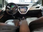 ✅ 2019 Chevrolet Bolt EV Premier • VIN: 1G1FZ6S00K4141641 • Lot: 84803624. Wystawiony na Copart z przebiegiem 114 371 mil. Bezpłatny archiwum sprzedaży aukcyjnych z USA i szczegółowy raport historii pojazdu na DreamBid. Zdjęcie 8.