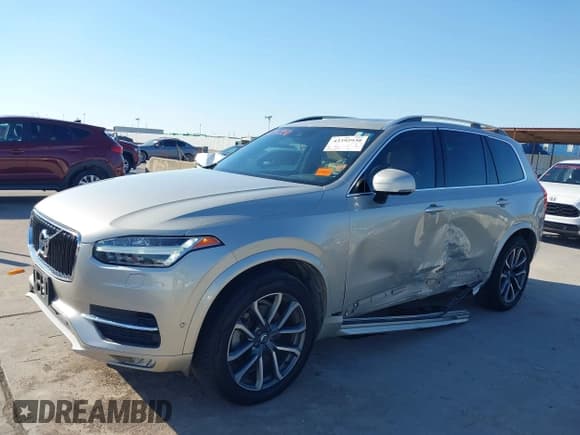 ✅ 2018 Volvo XC90 Momentum • VIN: YV4A22PK4J1322389 • Lot: 43392930. Listed on IAAI with 148,297 mi. Free auction sales archive from the USA and detailed vehicle history report at DreamBid. Image 2.