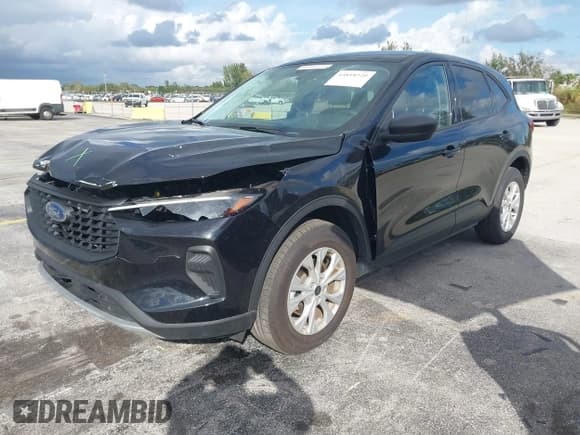 ✅ 2025 Ford Escape Active • VIN: 1FMCU9GN1SUA43146 • Лот: 43818220. Опубликован ранее на IAAI с пробегом 20 503 миль. Бесплатный доступ к архиву аукционных продаж из США и подробный отчёт об истории автомобиля на DreamBid. Изображение 2.