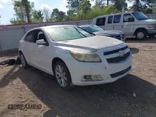 2013 Chevrolet Malibu LT z VIN 1G11E5SA5DF310617, wystawiony jako IAAI lot #43275213 z przebiegiem 249 259 mil mil oraz . Historia ofert i sprzedaży dostępna na DreamBid. Obrazek 1.