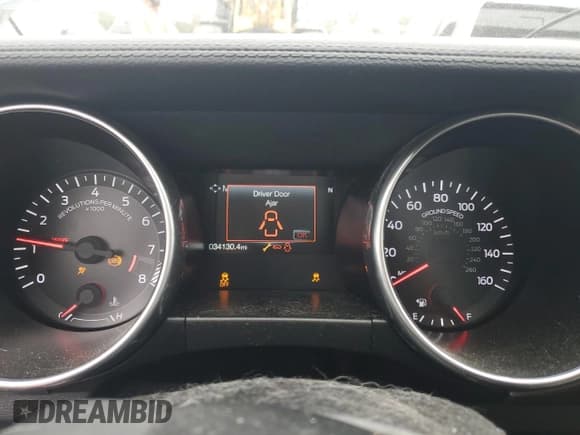 ✅ 2019 Ford Mustang GT • VIN: 1FA6P8CF5K5152680 • Lot: 61753525. Listed on Copart with 34,130 mi. Free auction sales archive from the USA and detailed vehicle history report at DreamBid. Image 9.