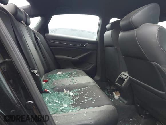 ✅ 2022 Honda Accord Sport • VIN: 1HGCV1F36NA021797 • Lot: 43362306. Listed on IAAI with 44,153 mi. Free auction sales archive from the USA and detailed vehicle history report at DreamBid. Image 8.