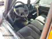 2004 Chevrolet Silverado 1500 LS z VIN 1GCEC14V64Z278346, wystawiony jako Copart lot #74509394 z przebiegiem Nie podano mil oraz Szkoda całkowita • Salvage title. Historia ofert i sprzedaży dostępna na DreamBid. Obrazek 8.